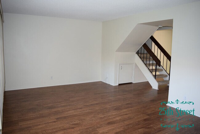 Foto del edificio - 5219 Gibbons Dr