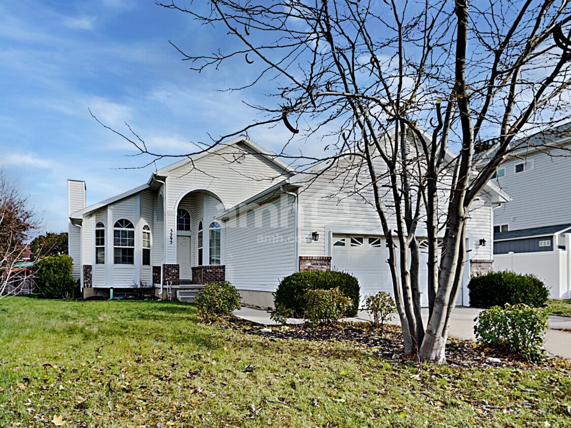 Foto principal - 3595 S Feulner Dr