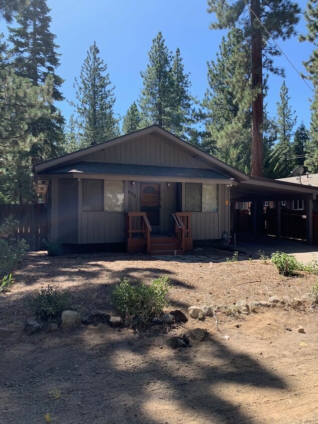 Primary Photo - Updated and Spacious Layout in Convenient ...