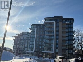 Building Photo - 360-360 Deschâtelets Ave.