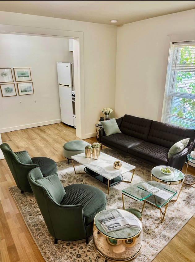 Primary Photo - Move in special $1100 off and Rest of Octo...