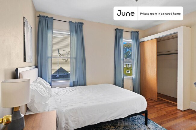 Foto del edificio - Room in Shared 6 bed/2 bath home in Allston