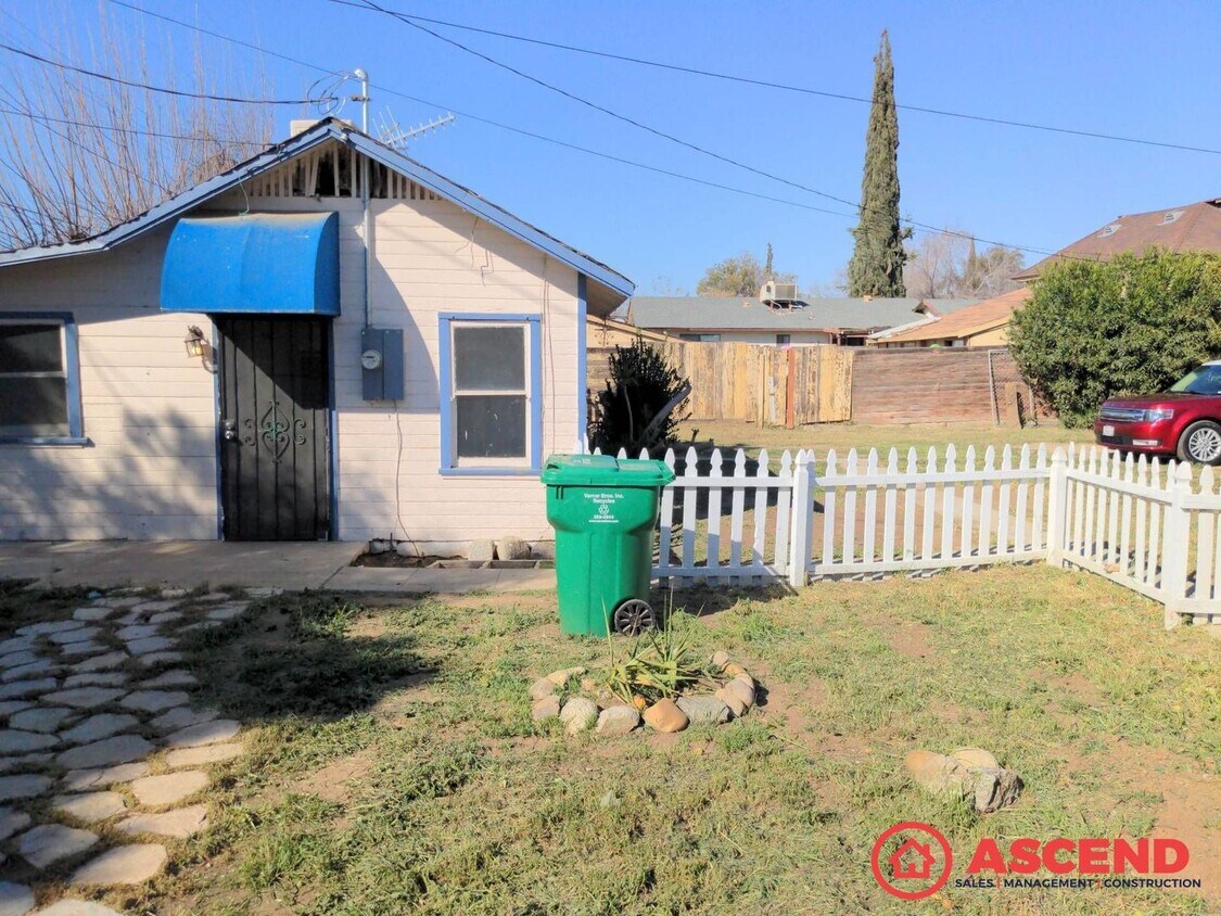 Building Photo - 1 Bedroom 1 Bath North Bakersfield