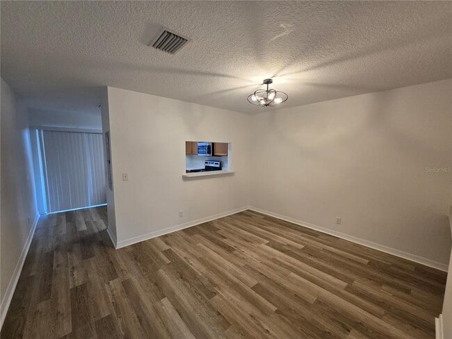 Foto del edificio - 259 Castlekeeper Pl