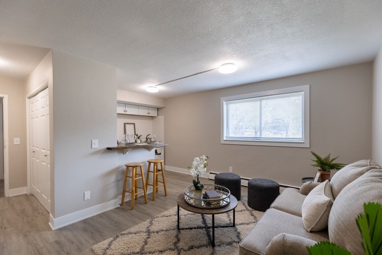 Primary Photo - Highland Park Apartments; Renovated Deluxe...