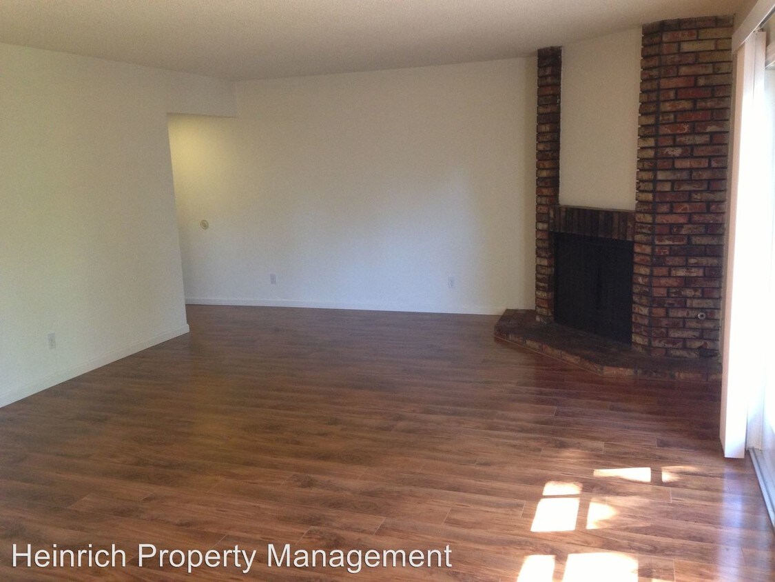 Primary Photo - 541 Morse Ave