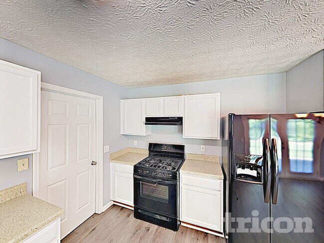 Building Photo - 5413 Wicklander Dr