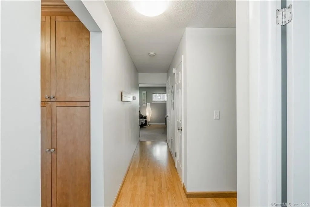 Entry Hallway - 7 Woodland Ave