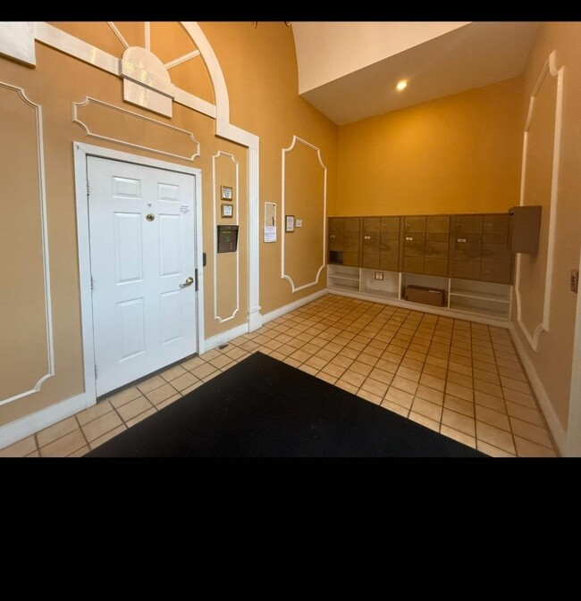 Building Photo - 312 Clayton Xing Dr