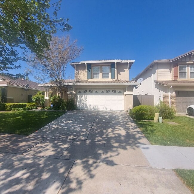 Natomas Park, spacious 3 bedroom with larg... - Natomas Park, spacious 3 bedroom with larg... House