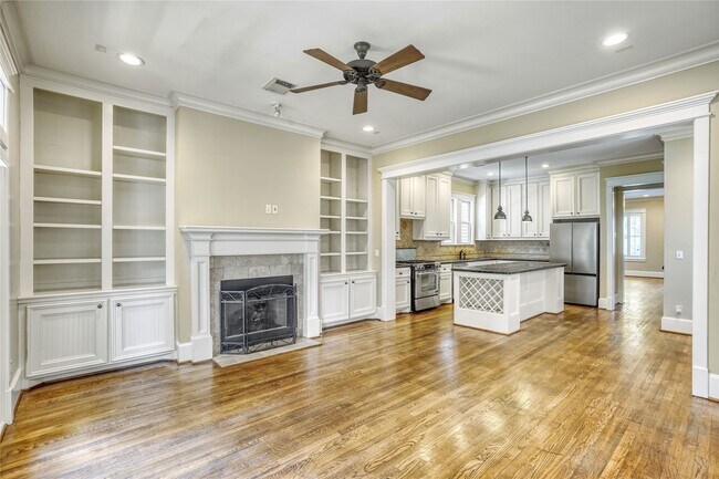 Foto del edificio - 632 W 17th St