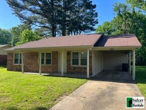 Building Photo - 1616 Shady Grove Rd