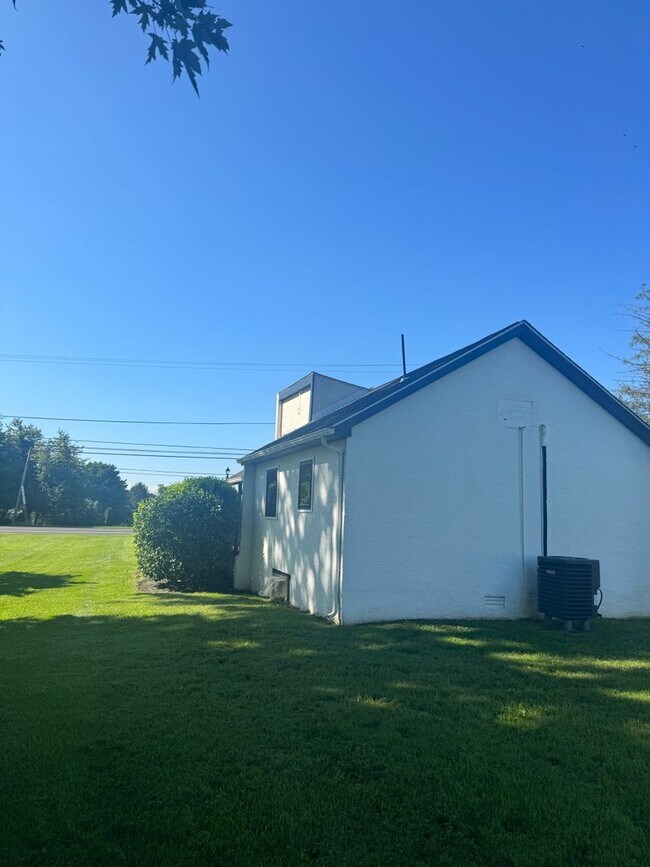 Foto del edificio - 4793 W Lincoln Hwy
