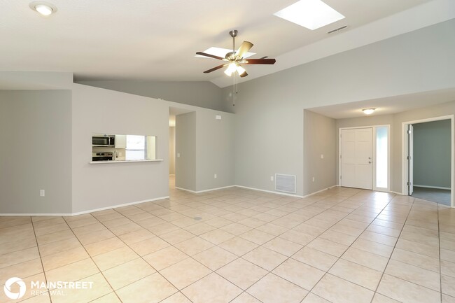 Foto del edificio - 5749 Colonial Oaks Blvd