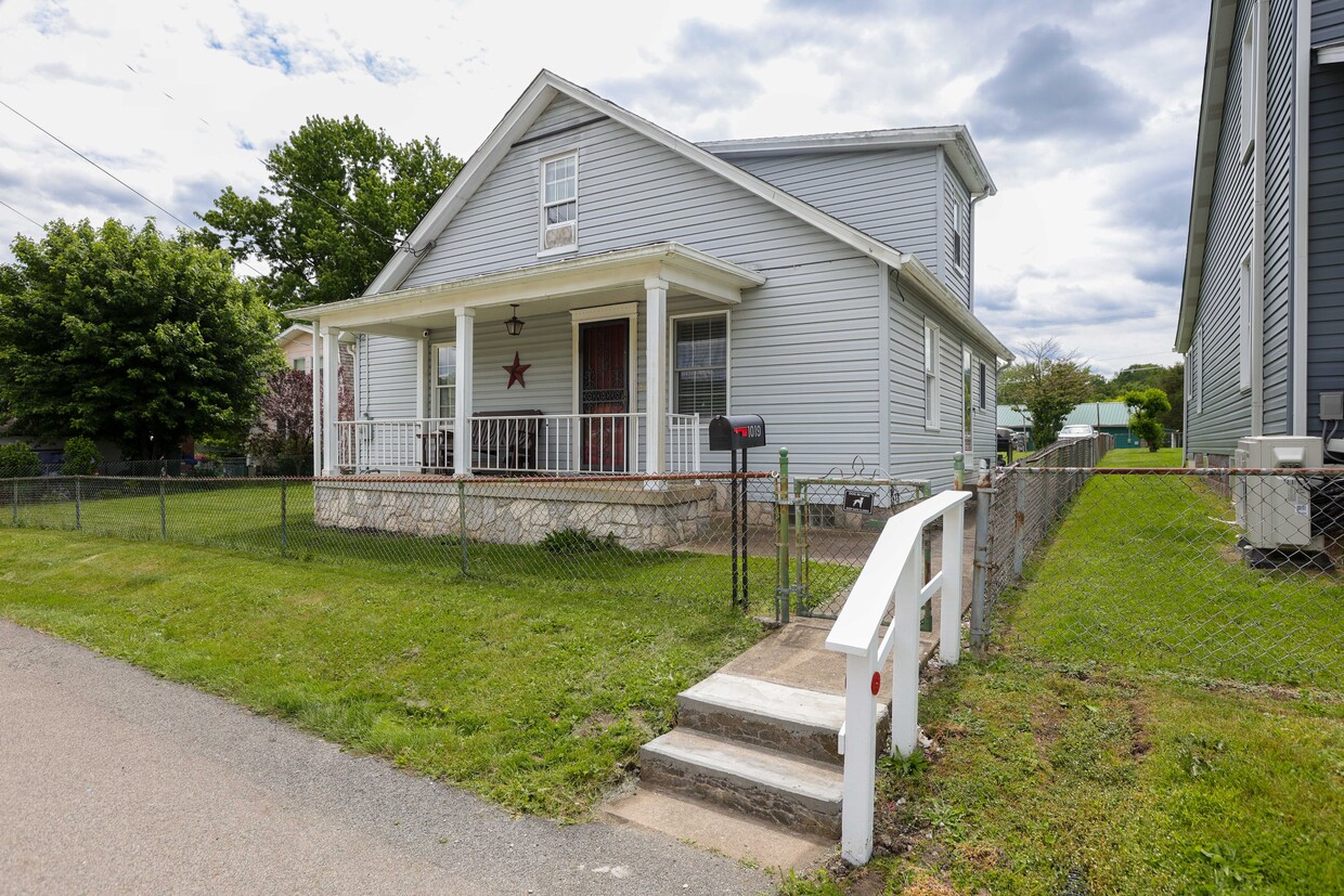Primary Photo - 1019 Boulder St