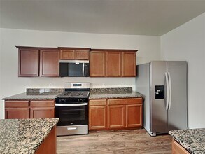 Building Photo - 10237 Tate Ct