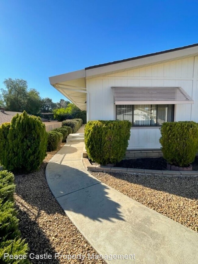 Foto del edificio - 2 br, 2 bath House - 1835 Nova Glen