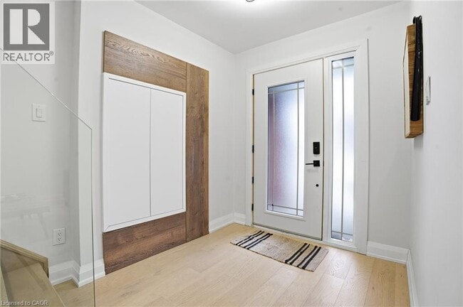 Building Photo - 108 Greenshire Dr