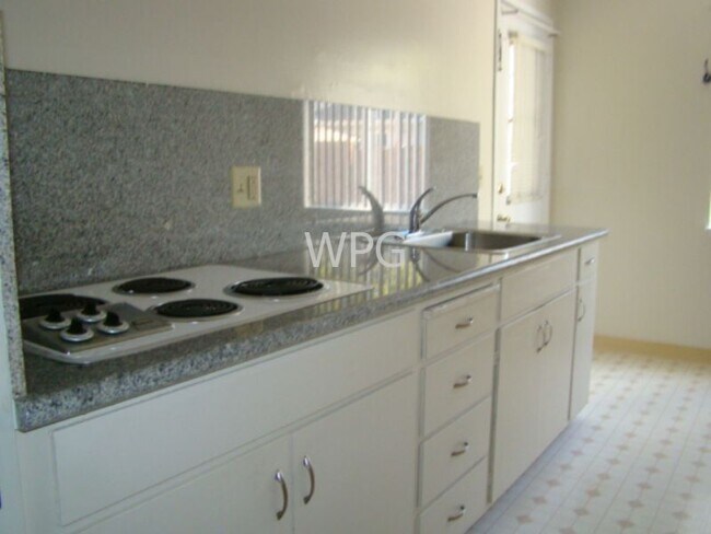 Building Photo - 3518 Alden Way