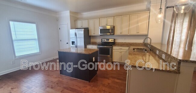 Foto del edificio - 1937 Wild Oaks Ct