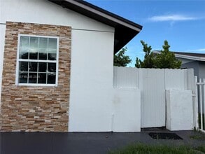 Building Photo - 16211 SW 109th Ave