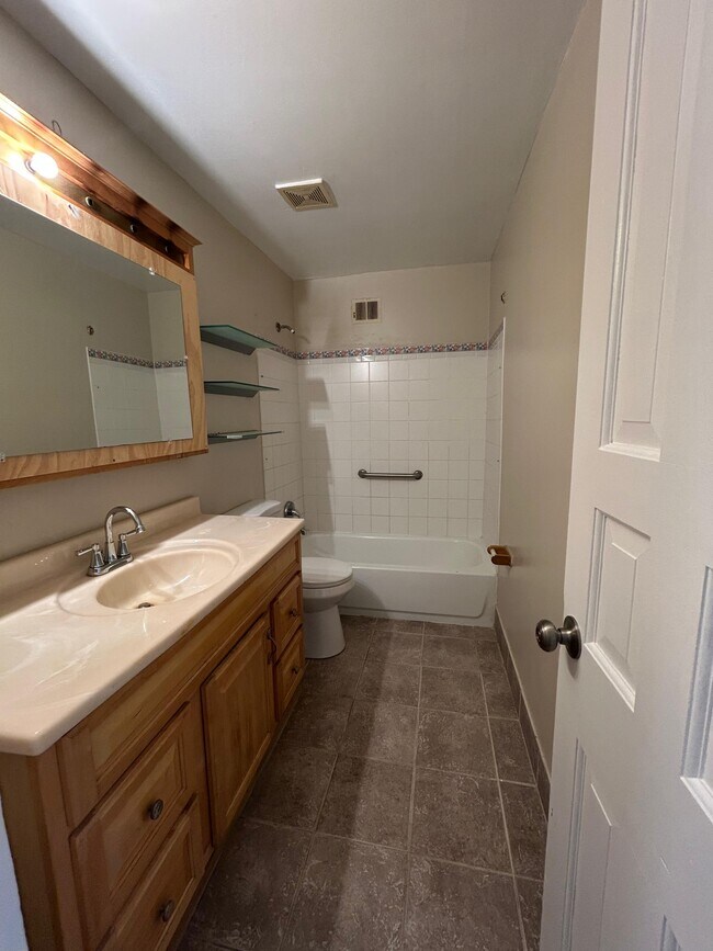 Foto del edificio - 8044 Mars Pl