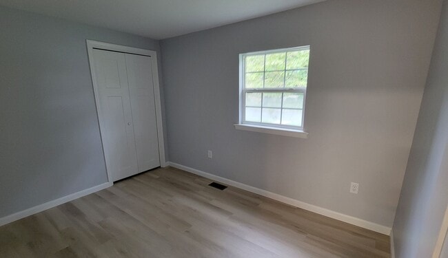 Building Photo - Remodeled Single Family home in Milton