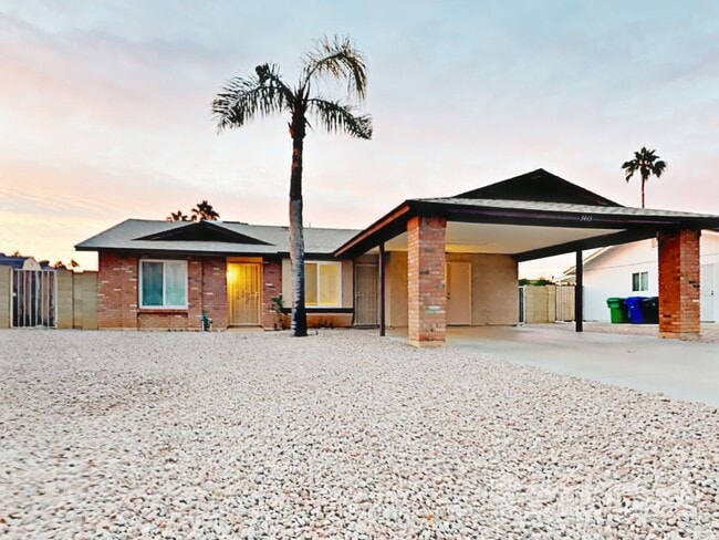 Building Photo - 3413 E Dragoon Ave
