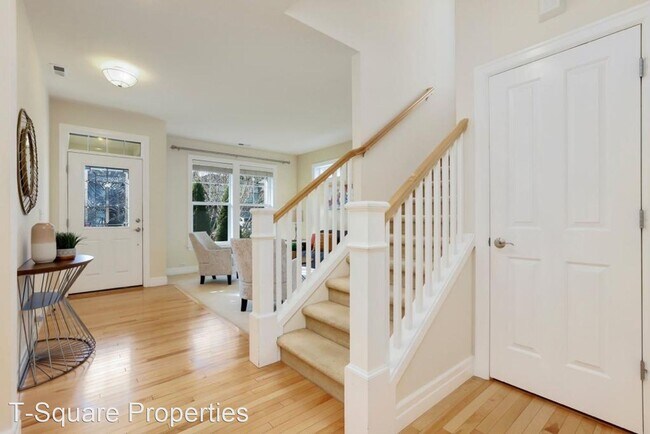 Building Photo - 5 br, 2.5 bath House - 3513 156th Place SE