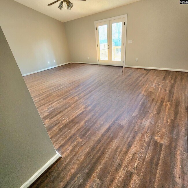 Foto del edificio - 222 Salusbury Ln