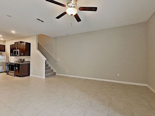 Building Photo - Available Now!!! Belmont Townhomes!