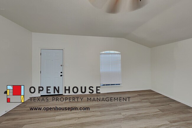 Building Photo - 850 Colson Dr, Arlington