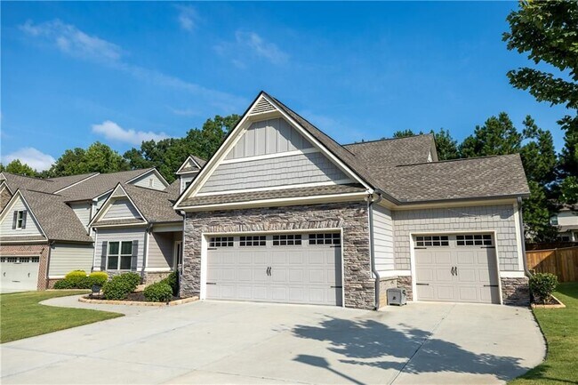 Building Photo - 2539 Tomoka Dr