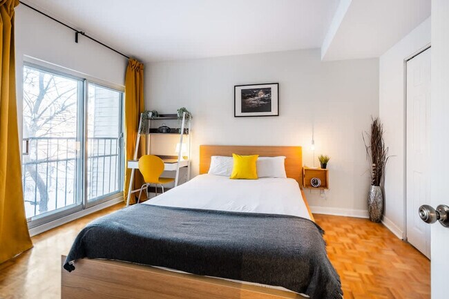 Photo du bâtiment - 2023 Rue Dézéry