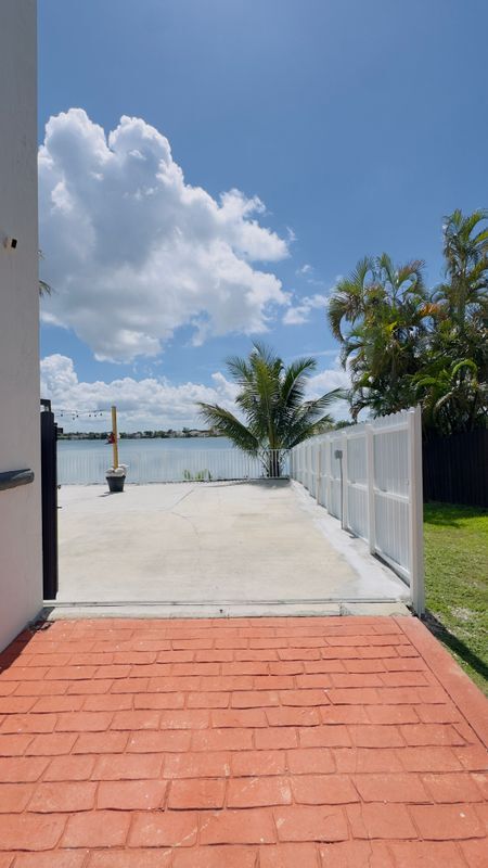 Building Photo - 845 NW 126th Ct