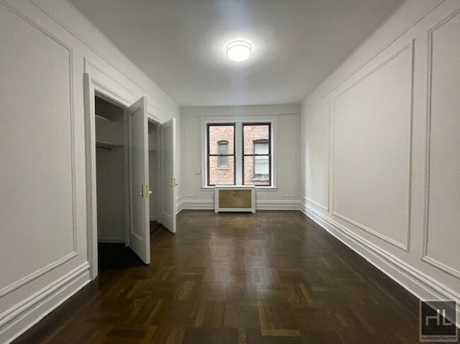 Foto del edificio - WEST 104 STREET