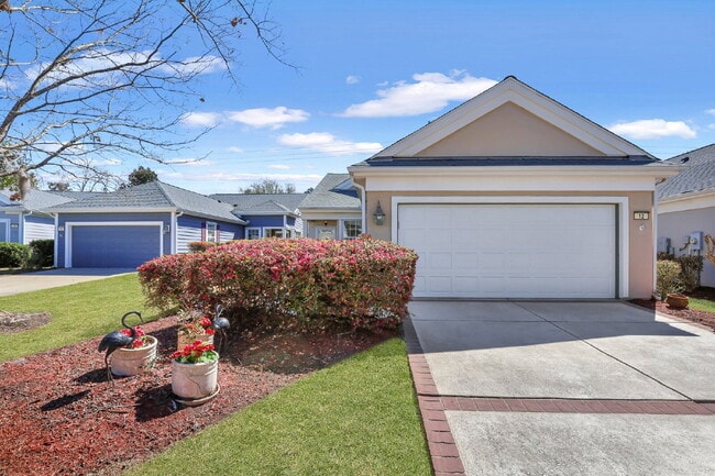 Building Photo - 12 Moonglow Ct