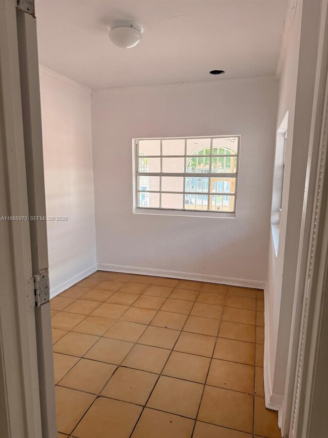 Building Photo - 409 NW 33rd St