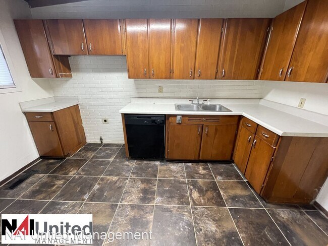 Foto del edificio - 2 br, 1 bath House - 6110 Chennault