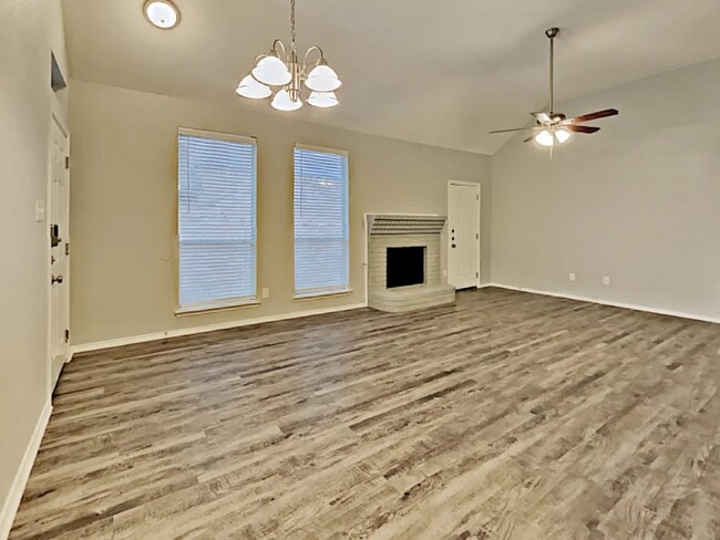 Foto del edificio - 2408 Baretta Dr