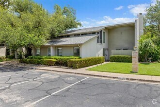 Building Photo - 100 Lido Cir