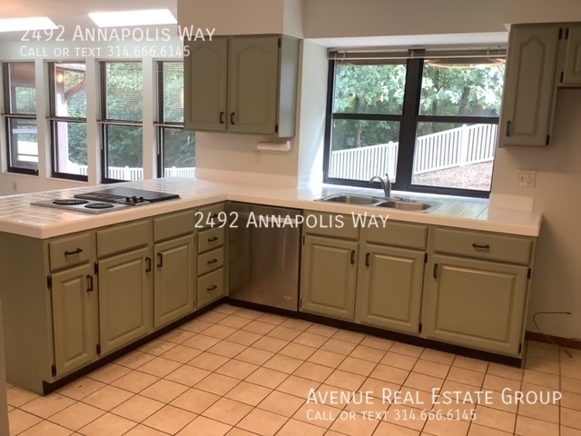 Foto del edificio - 2492 Annapolis Way