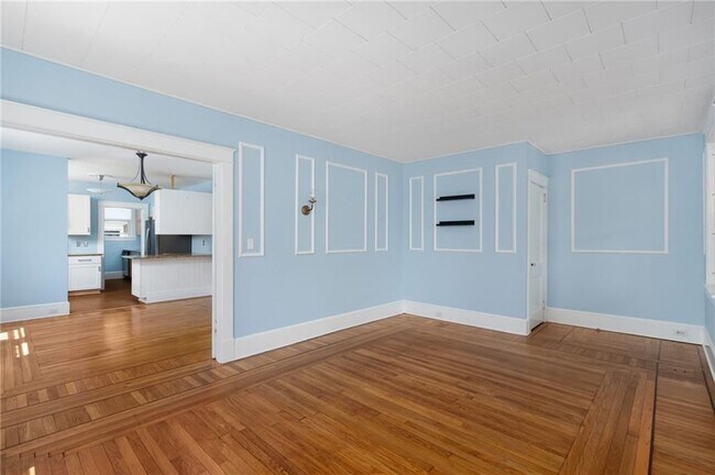 Foto del edificio - 104 Bliss Rd