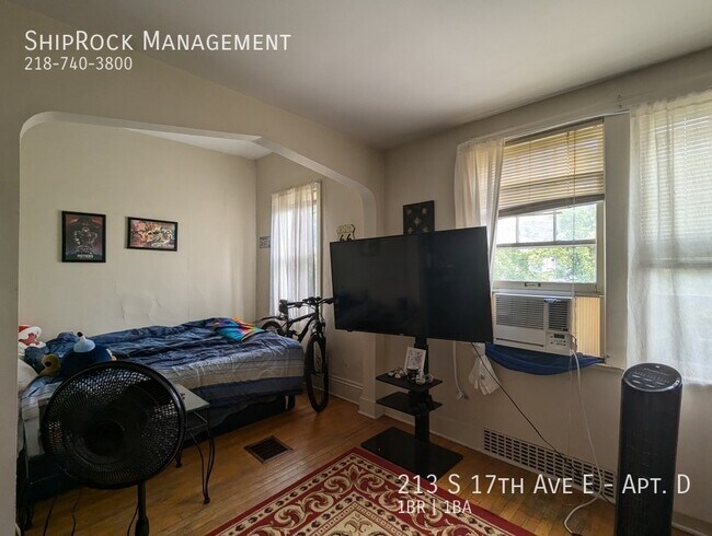Foto del edificio - 213 S 17th Ave E