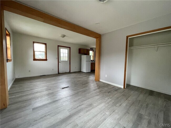 Foto del edificio - 8013 NY-13