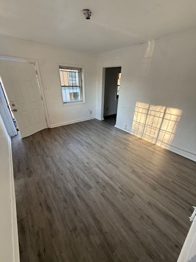 Photo - 975 Sparks St SW Apartment