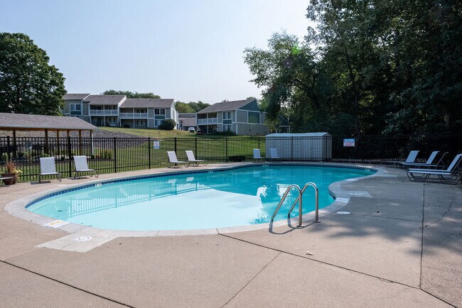 Foto del edificio - Eagle Creek Apartments