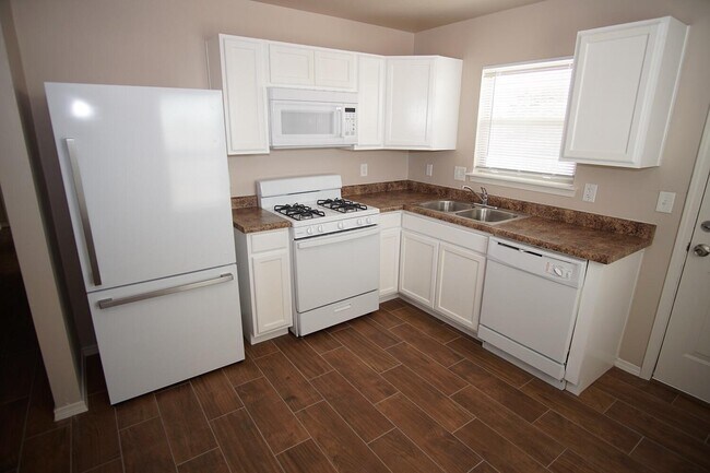 Building Photo - 5820 Tamburo Ct