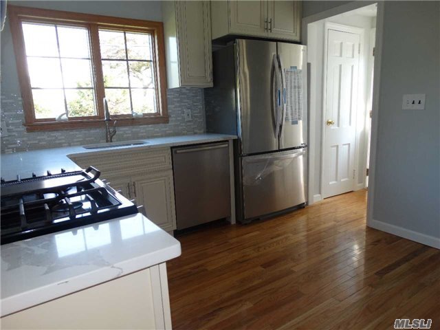 Building Photo - 376 Andrews Rd