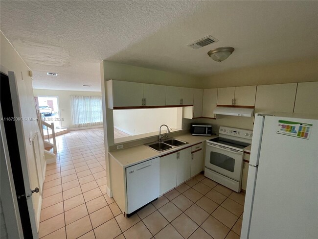 Foto del edificio - 2880 Belmont Ln